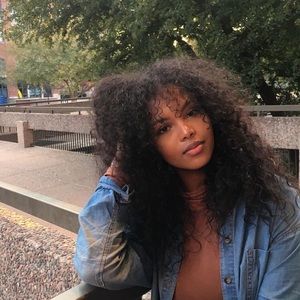 Meet your Posher, Ashley